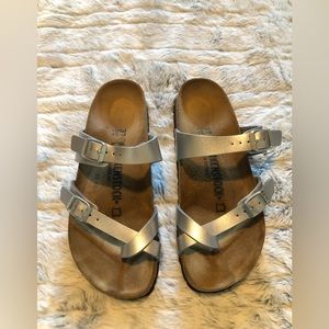 Good condition sandals